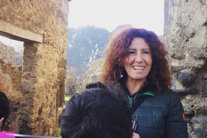 Naples City Walking Tour Exploring Naples with a Native Guide - Meeting at Gran Caffè Gambrinus in Via Chiaia