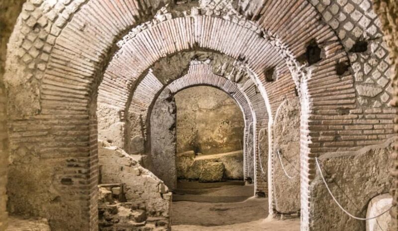 Naples: City Walking Tour w/ Underground Roman Ruins Ticket - Walking Through the Vibrant Streets of Old Naples