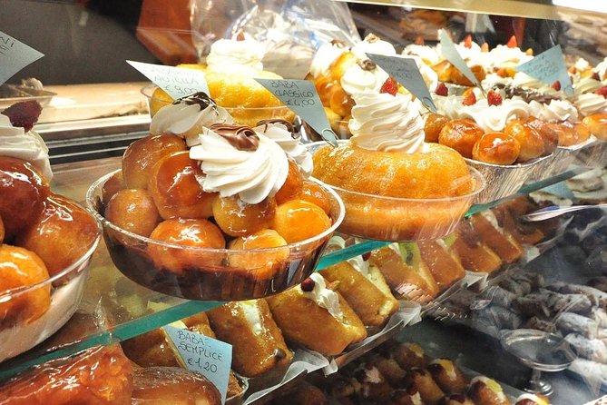 Naples City Walking Tour with Food Markets - Sampling Naples’ Iconic Street Food and Pastries