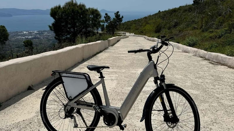 Naples: e-bike rental on Mount Vesuvius with crater access - Physical Requirements and Accessibility