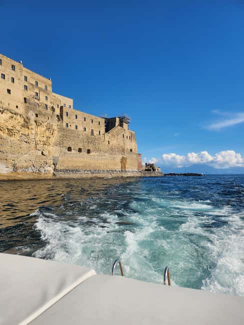 Naples Express Tour: Castles, Legends & the Gulf - Naples from the Sea: A Short but Rich Snapshot
