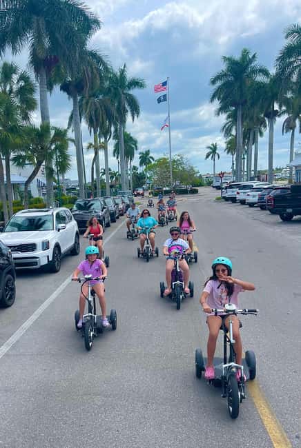 Naples Florida: Downtown Electric Moped Tour - Fun For All - Practical Details: Meeting Point and Group Size