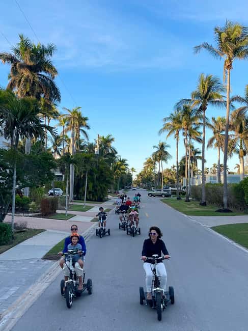 Naples Florida: Downtown Electric Trike Tour - Family Fun - Visiting Historical Sites and Waterfront Shops