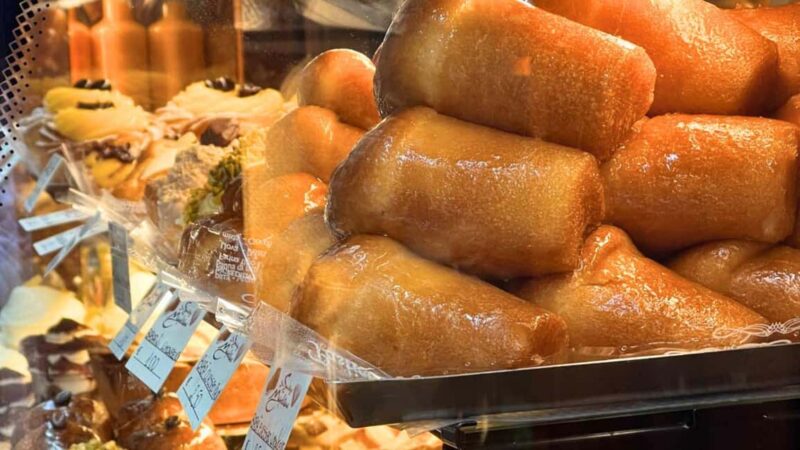 Naples: guided tour of Spaccanapoli and street-food tasting - Discover the Flavors and Streets of Naples on a Guided Food Tour