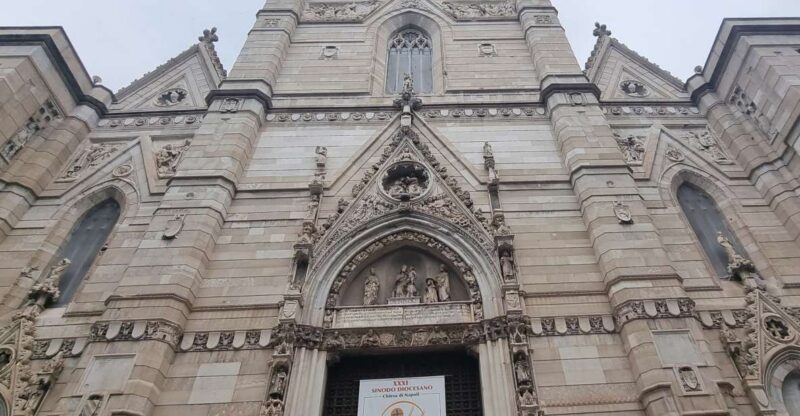 Naples: Monuments and Historic District Self-Guided Tour - Naples Monuments and Art, All in Your Hands