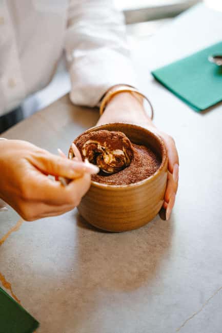 Naples Morning Walking Tour with Local Guide & Lunch - Lunch in the Historic Center: A Relaxing Pause