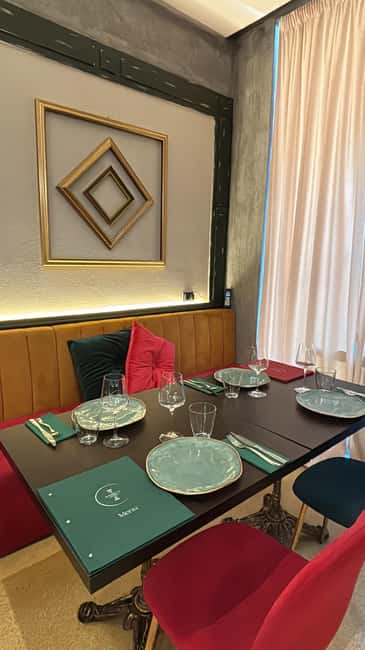 Naples Morning Walking Tour with Local Guide & Lunch - Practical Details and Tips for the Tour