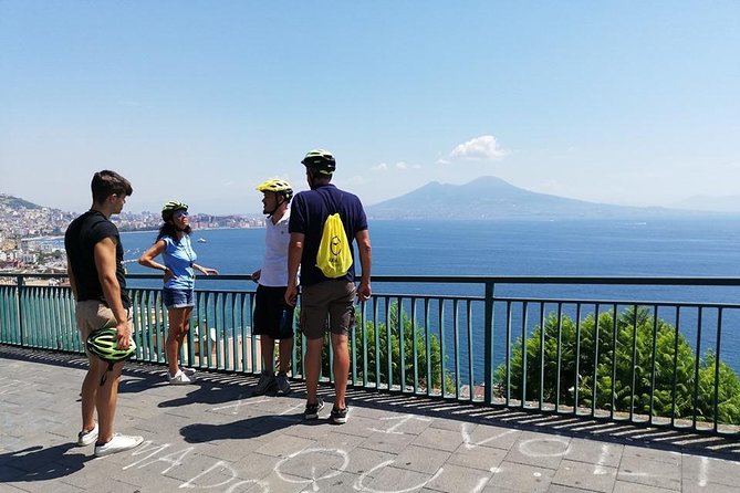 Naples panoramic e-bike(pedal assisted)ride with pizza tasting - Key Points