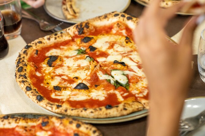 Naples Pizza & Drinks Tour: A Slice of Naples with Eating Europe - Delight in Naples with a Pizza & Drinks Tour That Combines History, Cuisine, and Local Flavor