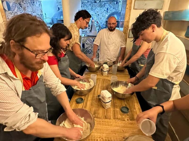 Naples: Pizza Experience and Artisan Tasting - Key Points