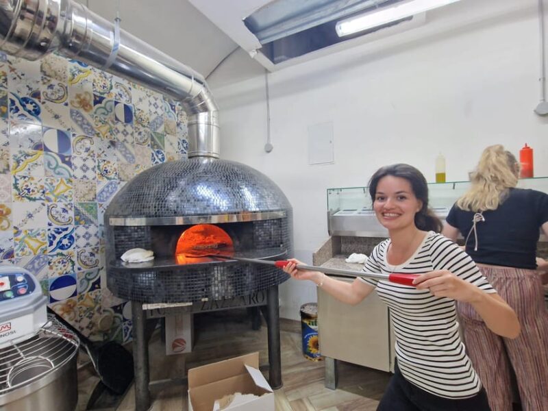 Naples: Pizza Making Class with Local Pizzaiolo - Making Authentic Neapolitan Pizza with a Local Pizzaiolo