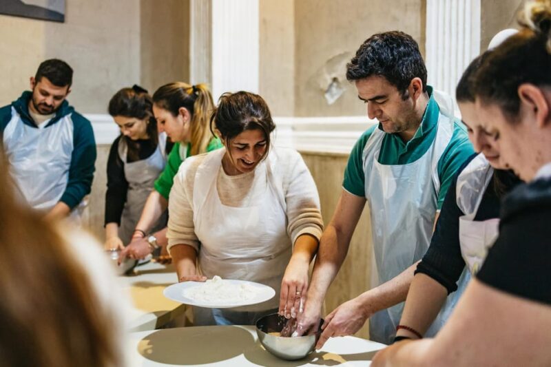 Naples: Pizza-Making Workshop with Drink and Appetizer - Experience Authentic Neapolitan Pizza Craftsmanship