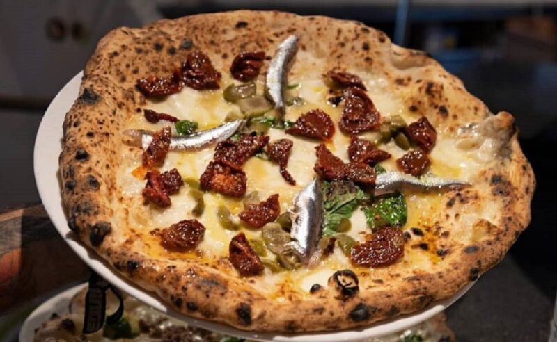 Naples: Pizza tasting gourmet experience - Key Points
