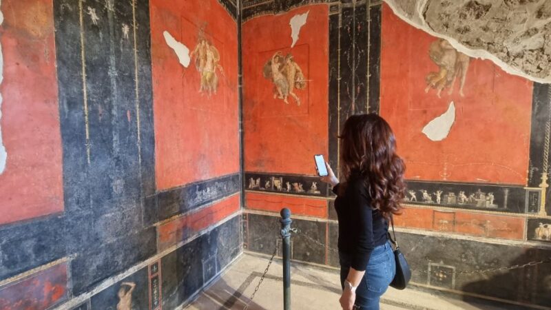 Naples: Pompeii Self Guided Audio Tour - Downloading and Using the App Inside Pompeii