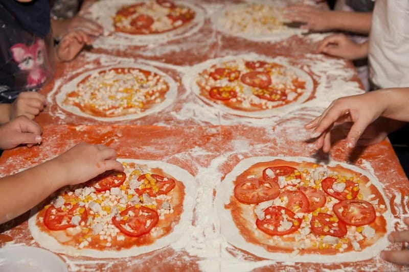 Naples: Premium Pizza-Making Class at a Pizzeria - The Unique Ending: Sweet Fried Pizza Bites