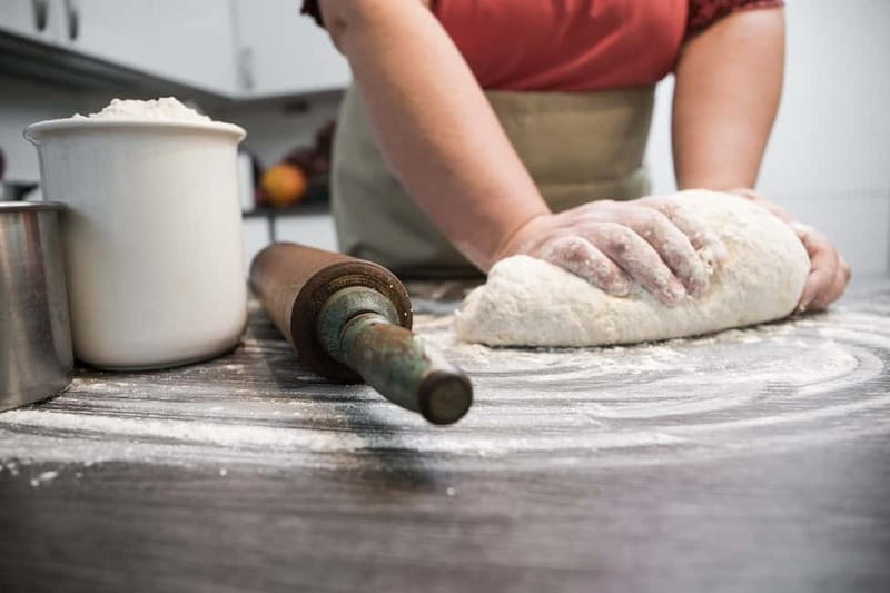 Naples: Premium Pizza-Making Class at a Pizzeria - Suitable for Children and Family Groups