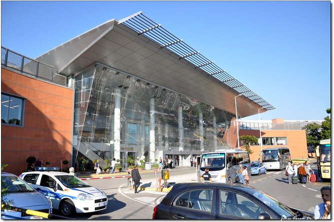 Naples: private transfer to Positano - Personalized Drop-off at Your Positano Accommodation