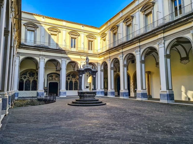 Naples: S. Lorenzo Maggiore & Neapolis Sotterrata Ticket - Walking Through the Gothic Chamber Hall and the Cloister