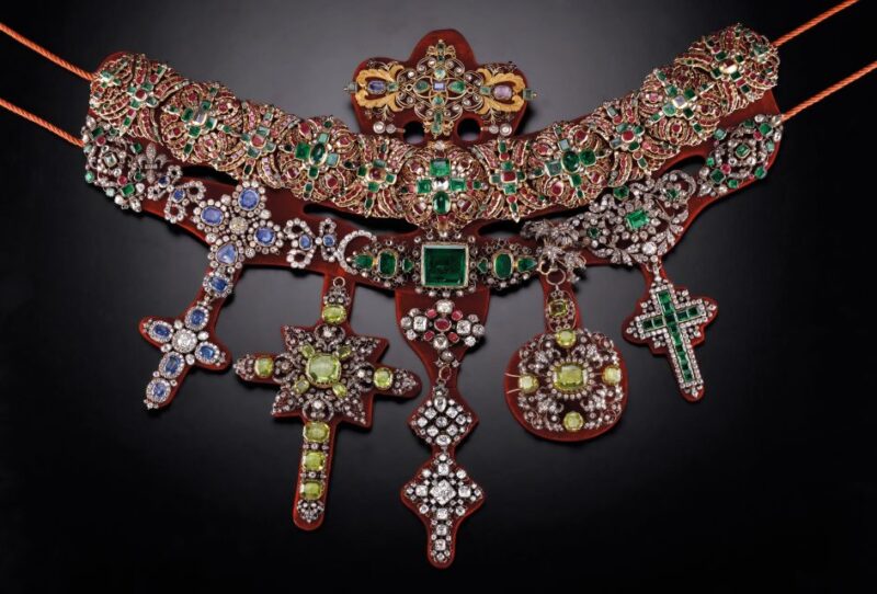 Naples: San Gennaro Experience With Filangieri Museum Option - Special Considerations and Tips for Visitors