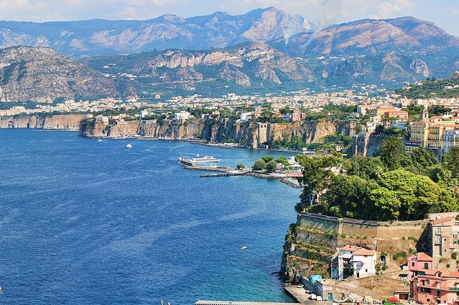 Naples Shore Excursion: Pompeii and Sorrento Day Trip - Transportation and Group Size Efficiency