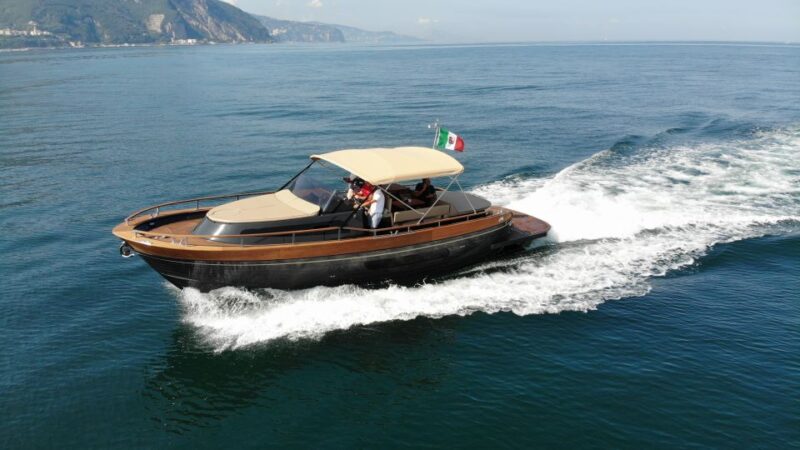 Naples: Small Group Sunset Cruise by Boat with Spritz - Guides and Guest Experience