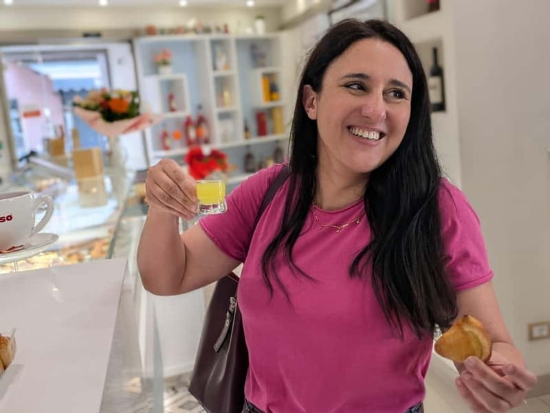 Naples: Street Art, Wine and Food Tasting Walking Tour - Key Points