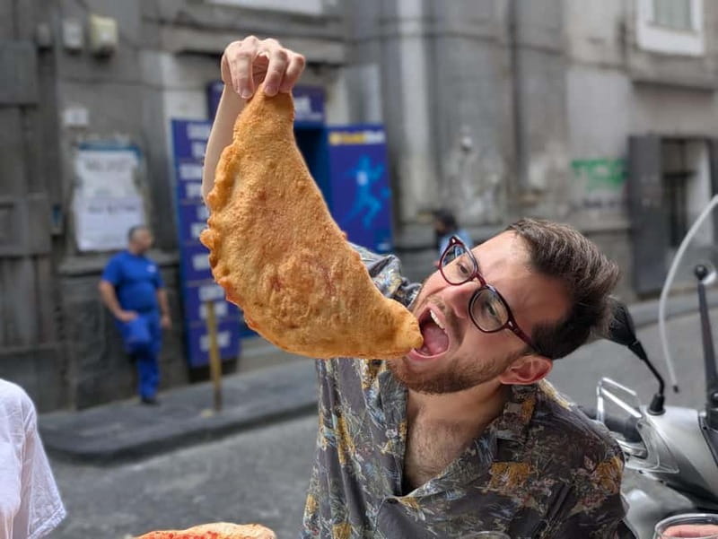 Naples: Street Art, Wine and Food Tasting Walking Tour - Walking Pace and Tour Structure