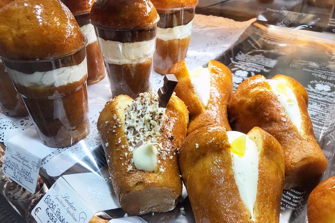 Naples: Street Food and Sightseeing Tour with Local Expert - Tasting at Piazza del Gesù Nuovo: The Final Food Stop