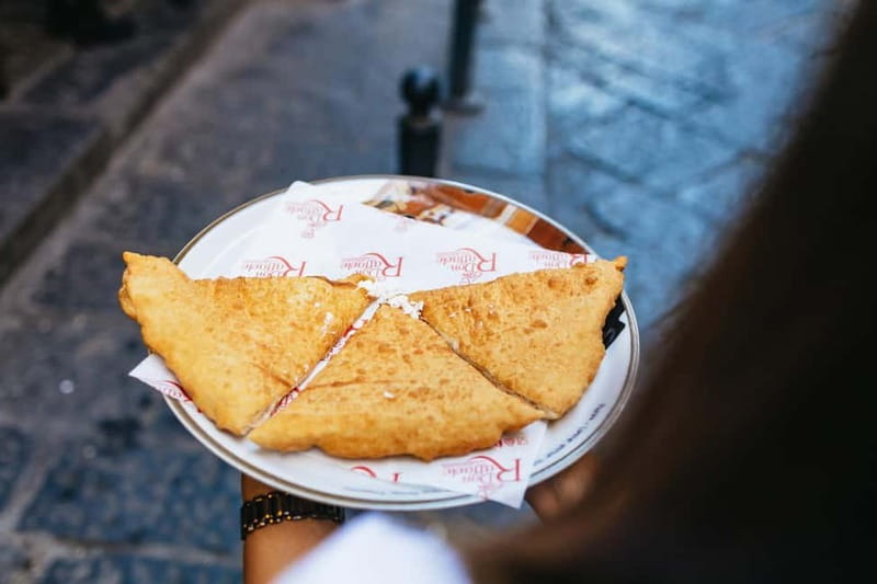 Naples: Street Food Walking Tour with Local Guide - Accessibility, Dietary Restrictions, and Other Considerations