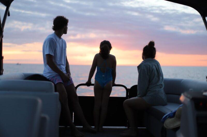 Naples: Sunset Boat Tour with Snacks and Drinks - The Experience of a Personalized Sunset Cruise