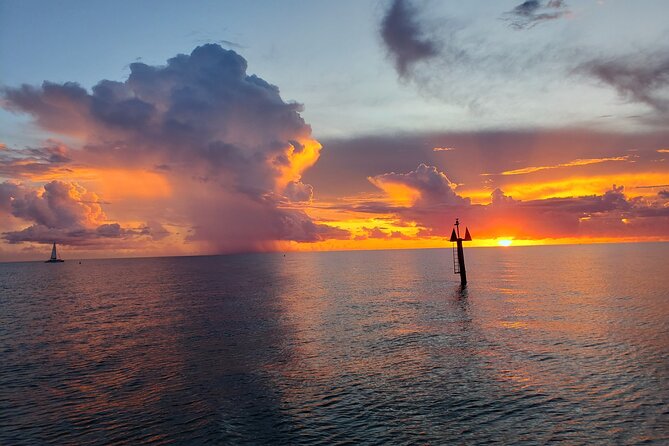 Naples Sunset Cruise 40' Vessel - Key Points