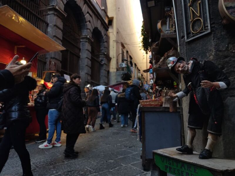 Naples: the magic of Christmas and Nativity scenes - The Role of Nativity Scenes in Neapolitan Culture