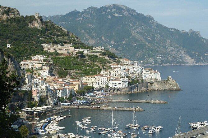 Naples to the Amalfi Coast area - Flexibility with Round-Trip Pricing and Custom Arrangements
