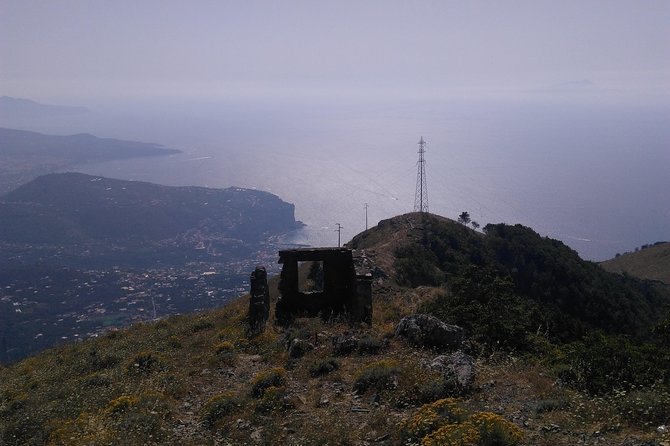 Naples Tour - Exploring the Church of Gesù Nuovo and Its Stunning Façade