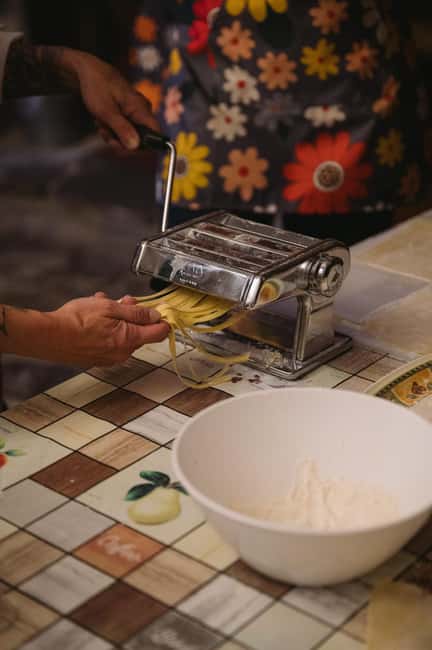 Naples: Traditional Italian Food Cooking Class at Restaurant - Mastering Fresh Pasta and Pizza Dough