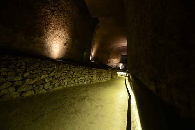 NAPLES: Underground city tour with ELEVATOR - Highlights: Tunnels, Aqueducts, and Ancient Structures