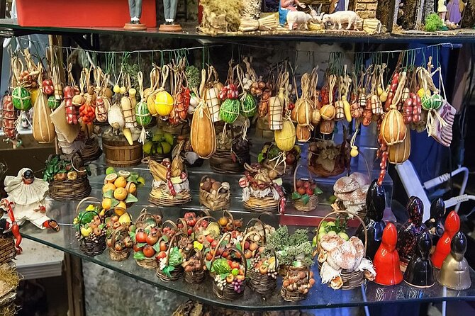 Naples walking tour + Neapolis buried - The Guides: Knowledge and Personality