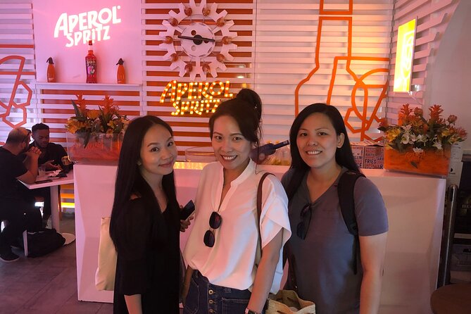 Napoli Pub Crawl in the Old Town - Strolling Through Via Toledo and Dante Square