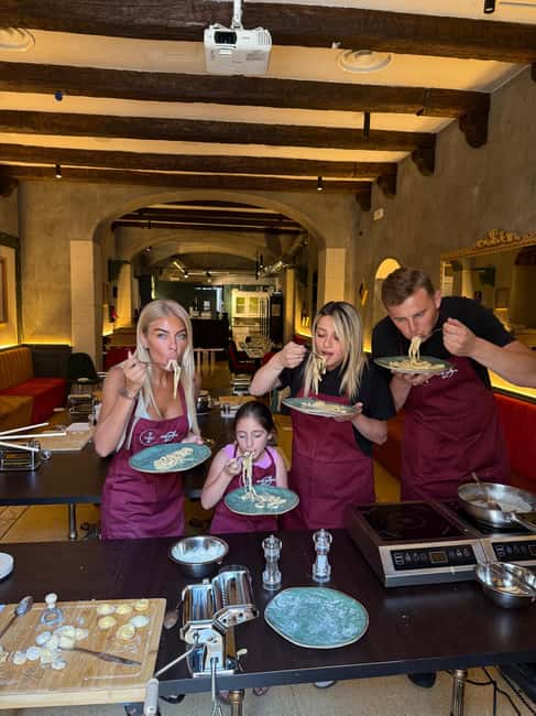 Napolitan Secrets: Pasta & Tiramisù Class for Food Lovers - Meet a Skilled Chef in an Intimate Atmosphere