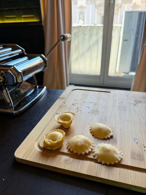 Napolitan Secrets: Pasta & Tiramisù Class for Food Lovers - Logistics: Meeting at the Restaurant Without Transportation