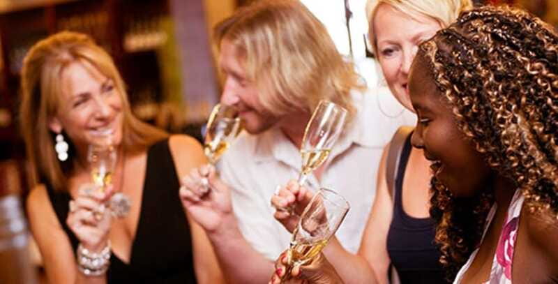 Naramata/Penticton: Full-Day Wine Tour with Tastings - Lunch Options: Bring Your Own or Reserve a Table