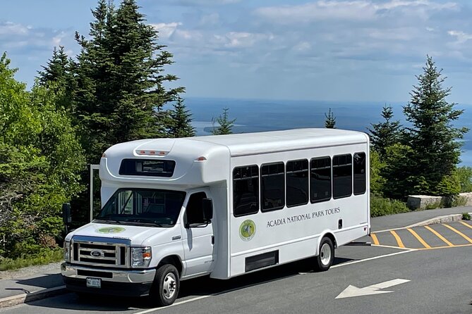 Narrated Bus Tour of Bar Harbor and Acadia National Park - Key Points