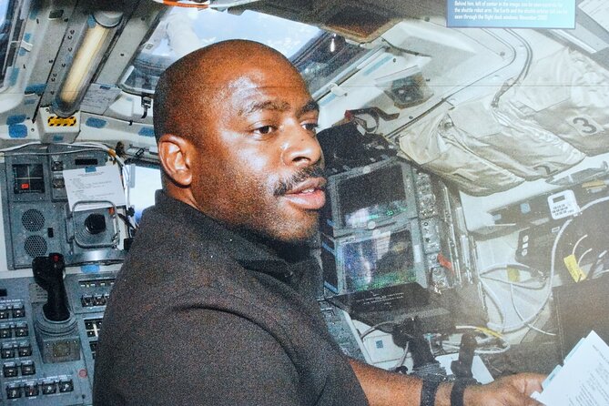 Nasa Space Center Self-Guided Tour with Transportation - Exploring Space Center Houston on Your Own