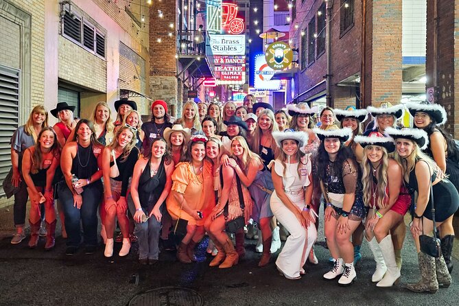 Nashville Bar Crawl with VIP Club Entrance and Bonus Shots - The Guide’s Role: Making the Night Memorable