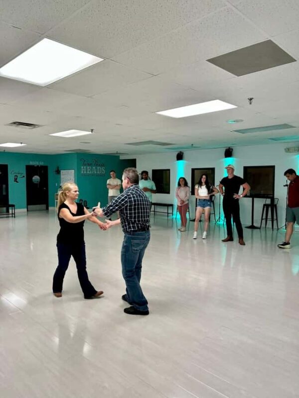 Nashville: Beginner Friendly Country Swing Lesson - Nashvilles Top Coaches Lead the Country Swing Lesson