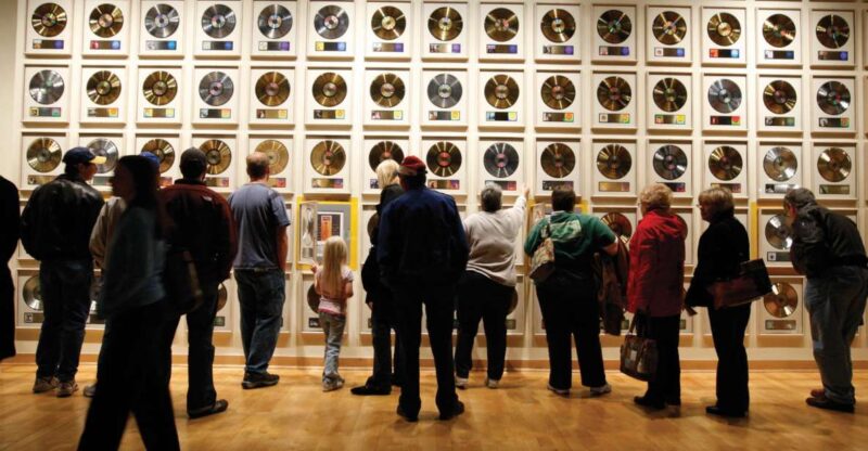 Nashville: Country Music Hall of Fame and Museum - The Museum’s Prime Location in Nashville