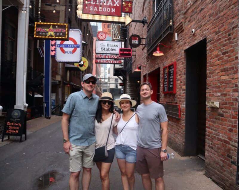 Nashville: Downtown Walking Tour - Nashville: Downtown Walking Tour — A Compact Cultural Snapshot