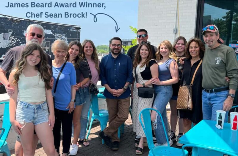 Nashville: East Nashville Guided Walking Food Tour - Walking Route: Murals, Cottages, and Creative Spaces