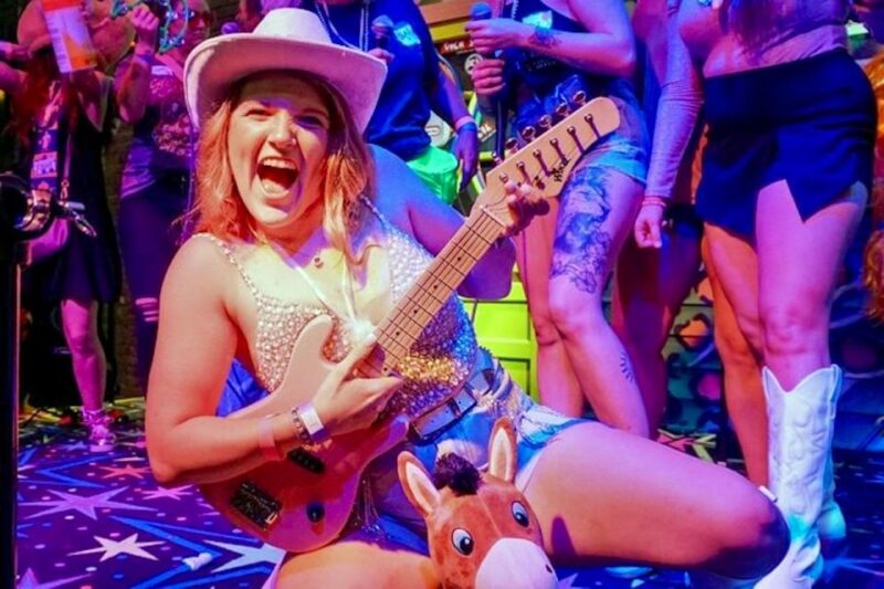 Nashville: Exclusive Entry and Special Offers VIP Bar Crawl - Exploring Downtown and Lower Broadway Bars