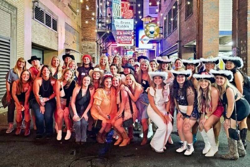 Nashville: Exclusive Entry and Special Offers VIP Bar Crawl - Who Will Love This Tour